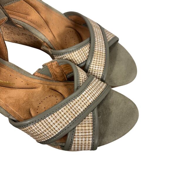 Clarks 'Elleri Plum' Sage Green Cork Wedge Sandals Comfort Cushion US 8 M - Picture 6 of 10